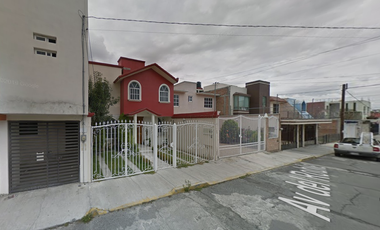 CASA EN VENTA EN VILLAS DEL ÁLAMO, HIDALGO (REMATE BANCARIO)