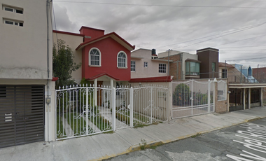 CASA EN VENTA EN VILLAS DEL ÁLAMO, HIDALGO (REMATE BANCARIO)