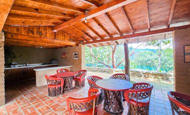 Casa en Venta en el Fracc. Reserva de los Encinos, Teuchitlán