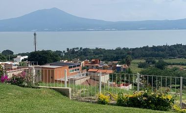 Casa AMUEBLADA, con vista a La Laguna De Chapala, Senderos Del Lago