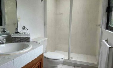 VENTA CASA CALLE CERRADA BOSQUES DE LA HERRADURA