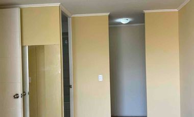 Se arrienda Amplio dep 3D2B con estacionamiento y bodega , metro Franklin/ Rondizoni