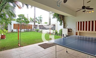 Casa en Venta en Cancún en Residencial Campestre con Alberca y Cava de Vinos