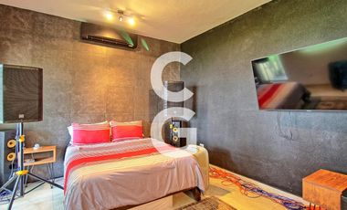 Casa en Venta en Cancún en Residencial Campestre con Alberca y Cava de Vinos