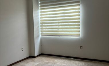 OPORTUNIDAD HERMOSA Y AMPLIA CASA EN VENTA EN COTO VILLA VERONA
