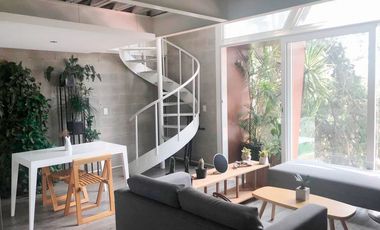 Precioso loft con recamara master de doble altura