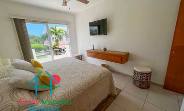 Casa con terraza con salida al jardín y áreas comunes. Incluye sistema de agua potable en toda la casa 100% purificada