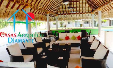 Casa con terraza con salida al jardín y áreas comunes. Incluye sistema de agua potable en toda la casa 100% purificada