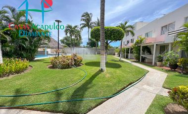 Casa con terraza con salida al jardín y áreas comunes. Incluye sistema de agua potable en toda la casa 100% purificada