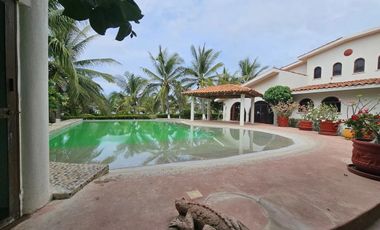 Preciosa Finca en Venta frente al mar Playa Blanca, Zihuatanejo, Gro.