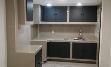 CASA EN RENTA PRIVADA TOLLOCAN Y PINO SUAREZ TOLUCA