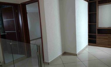 CASA EN RENTA PRIVADA TOLLOCAN Y PINO SUAREZ TOLUCA