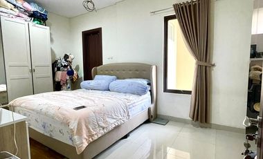 DIJUAL CEPAT Rumah/Sewa Komplek Taman Simpruk Bagus dan Nyaman