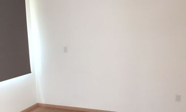 Renta Moderna Casa en Privada en Los Encinos Juriquilla