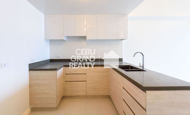 Modern High-Rise Condo with En-Suite Bathrooms In Mandani Bay