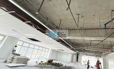 344 SqM Warm Shell Office Space For Rent in IT Park