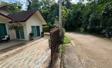A Modern Designed 3 Bed House for Rent 1 Minute Walk Distance to Mae Phim Beach