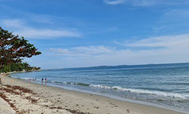 A Modern Designed 3 Bed House for Rent 1 Minute Walk Distance to Mae Phim Beach