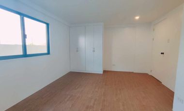 FOR SALE STUNNING MODERN 3 STOREY TRIPLEX HOUSE IN KATARUNGAN VILLAGE