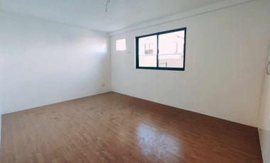FOR SALE STUNNING MODERN 3 STOREY TRIPLEX HOUSE IN KATARUNGAN VILLAGE