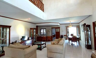 Rumah Mewah Terluas di Perumahan Merapi View