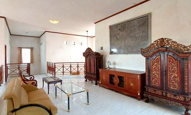 Rumah Mewah Terluas di Perumahan Merapi View