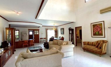 Rumah Mewah Terluas di Perumahan Merapi View