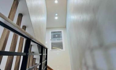 RUSH SALE! PRE OWNED FULLY FURNISHED TOWNHOUSE IN BRGY. SAN ANTONIO MAKATI