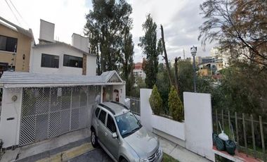 CASA EN COLONIA JARDINES DE SATELITE NAUCALPAN, GRAN OPORTUNIDAD DE INVERSIÓN