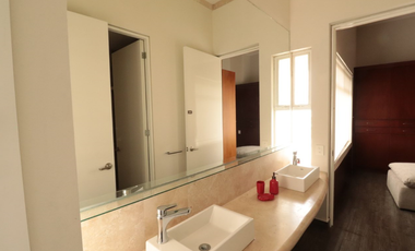 PENTHOUSE EN RENTA AMUEBLADO