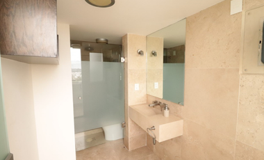 PENTHOUSE EN RENTA AMUEBLADO