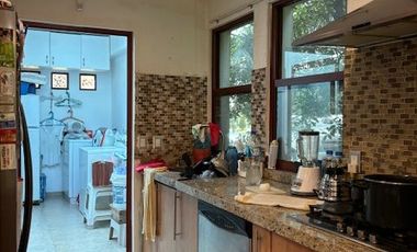 Oportunidad Casa como terreno  Hacienda del Oro 2da sección