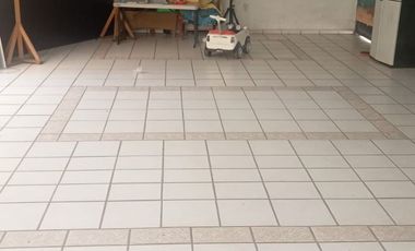 SE RENTA casa en Punto Verde para oficinas, escuelita etc...