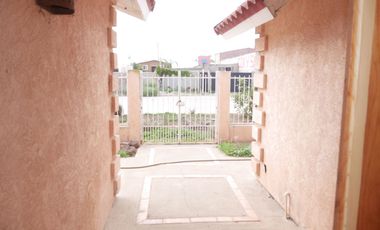 Hermosa Casa Amplia En Zona Tranquila.