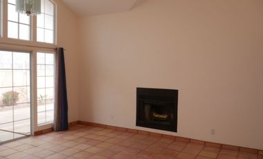 Hermosa Casa Amplia En Zona Tranquila.