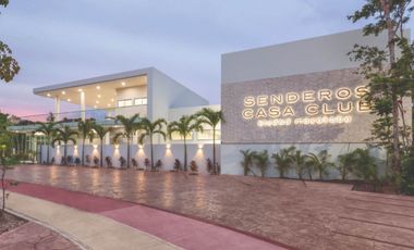 Casa con jardín y alberca privada, en venta, Mayakoba, Playa del Carmen.