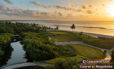 Casa con jardín y alberca privada, en venta, Mayakoba, Playa del Carmen.
