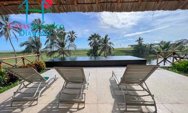 Hermosa casa con alberca privada y vista al campo de golf Tres Vidas