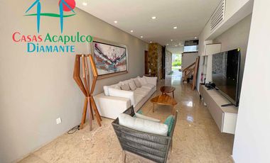 Hermosa casa con alberca privada y vista al campo de golf Tres Vidas