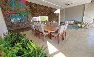 Hermosa casa con alberca privada y vista al campo de golf Tres Vidas