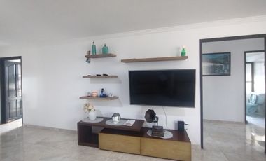 Apartamento sin amoblar en arriendo en Alto Prado.