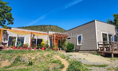 Leon Propiedades vende parcela con casa en Hacienda San José, Curacaví.