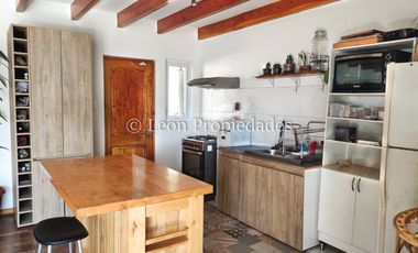 Leon Propiedades vende parcela con casa en Hacienda San José, Curacaví.