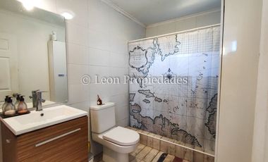 Leon Propiedades vende parcela con casa en Hacienda San José, Curacaví.