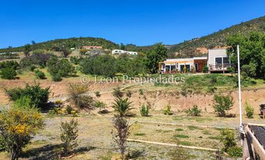 Leon Propiedades vende parcela con casa en Hacienda San José, Curacaví.