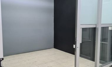 EXCELENTE PISO EN RENTA A UNA CALLE DE TLALPAN.