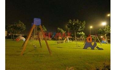 Venta De Terreno En Exlusivo Condominio Playa Coral Asia