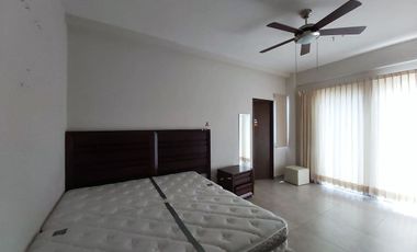 Departamento en renta, amueblado, tres recámaras, excelente ubicación en Mérida