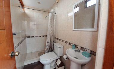VENDO CASA EN CONDOMINIO EN LA CAPULLANA CERCA A PARQUE