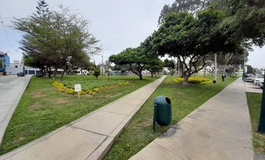 VENDO CASA EN CONDOMINIO EN LA CAPULLANA CERCA A PARQUE